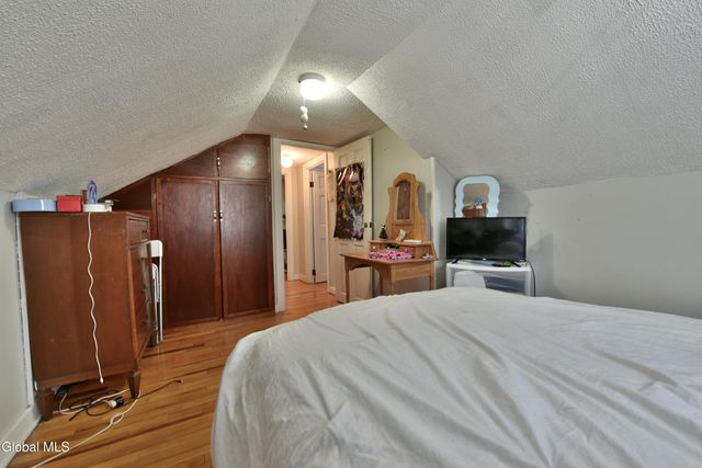 27 Sidney Avenue, Waterford, NY 12188