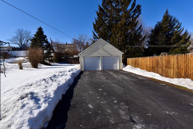 27 Sidney Avenue, Waterford, NY 12188