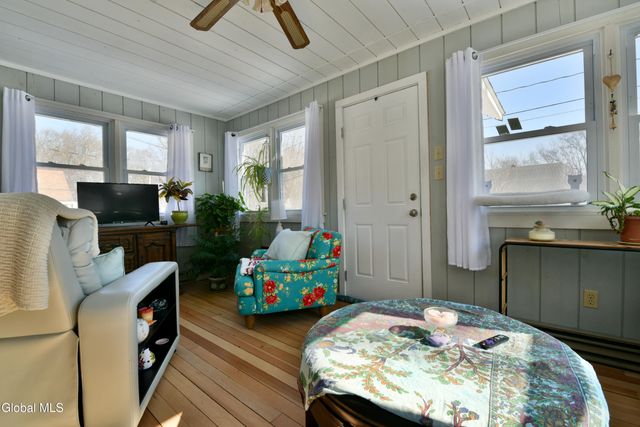 27 Sidney Avenue, Waterford, NY 12188