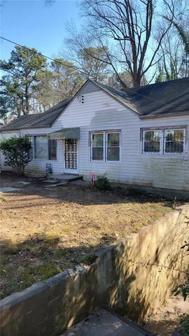 2676 Oldknow NW Drive, Atlanta, GA 30318