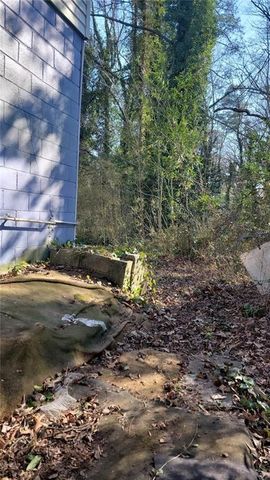 2676 Oldknow NW Drive, Atlanta, GA 30318