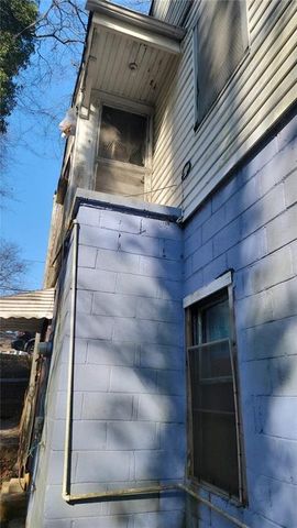 2676 Oldknow NW Drive, Atlanta, GA 30318