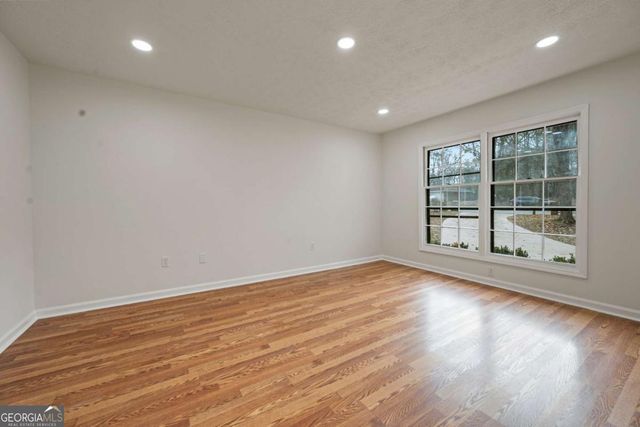 4504 Stacey Drive, Oakwood, GA 30566