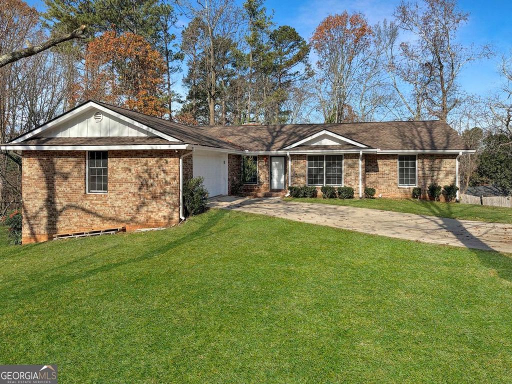4504 Stacey Drive, Oakwood, GA 30566