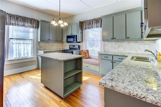 27 N Broad Street, Porterdale, GA 30014