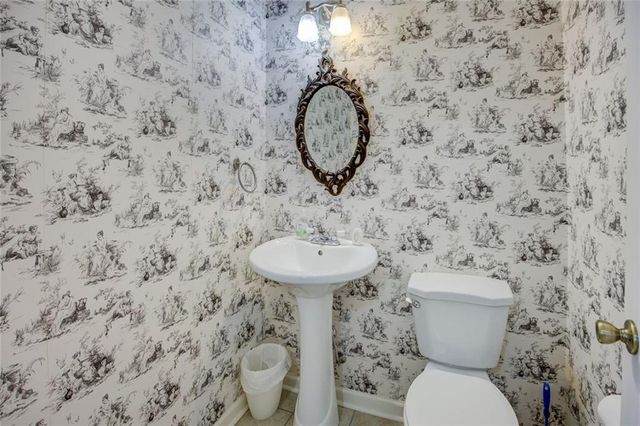 27 N Broad Street, Porterdale, GA 30014