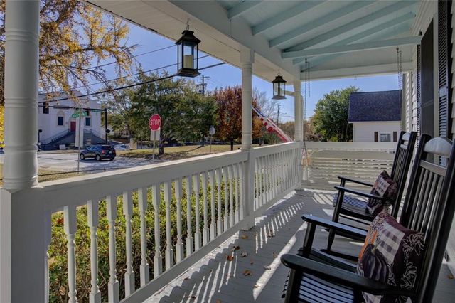 27 N Broad Street, Porterdale, GA 30014