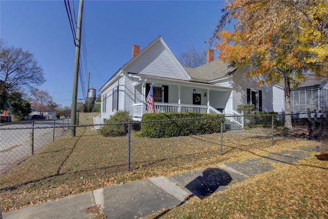 27 N Broad Street, Porterdale, GA 30014