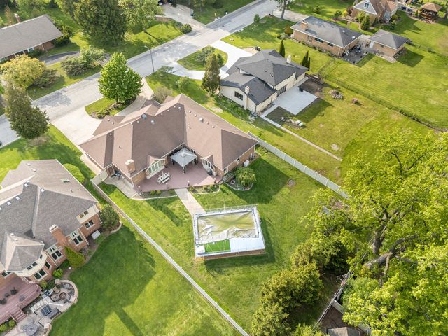 5605 S Kensington Avenue, Countryside, IL 60525