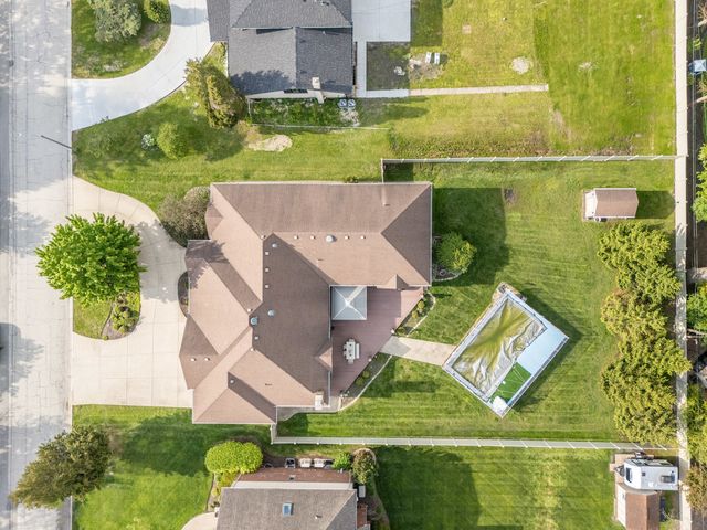 5605 S Kensington Avenue, Countryside, IL 60525