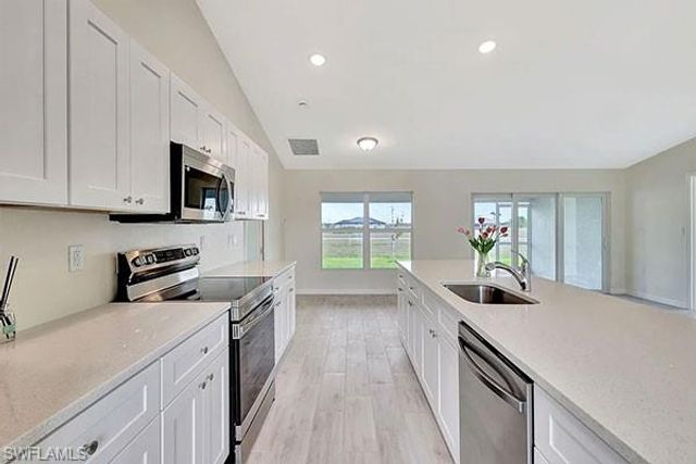 3809 NW 38th ST, Cape Coral, FL 33993