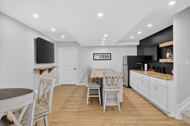 2757 Salt Springs Drive, Saline Twp, MI 48176