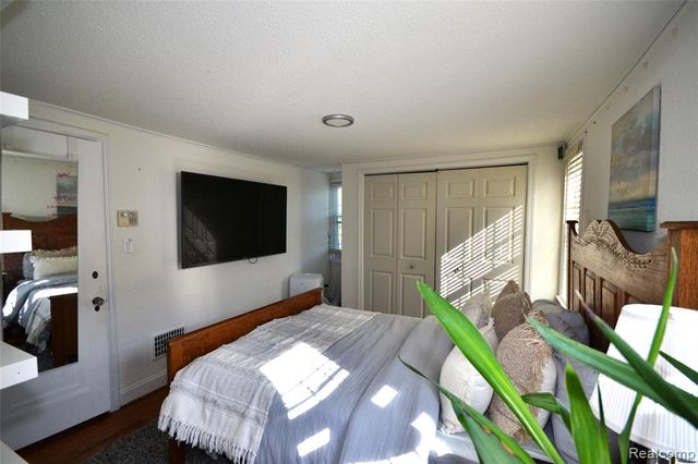 1268 Davis Avenue, Birmingham, MI 48009