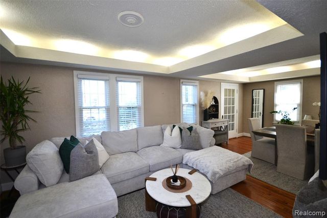 1268 Davis Avenue, Birmingham, MI 48009