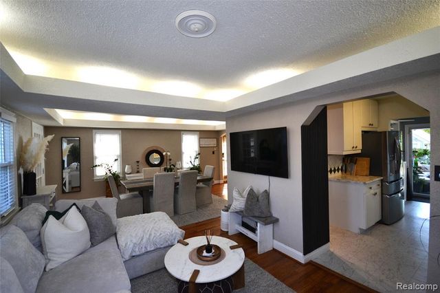 1268 Davis Avenue, Birmingham, MI 48009