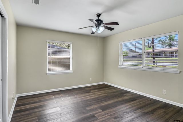 2114 Woodhaven, Tyler, TX 75701