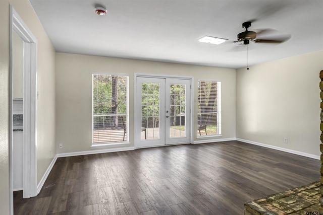 2114 Woodhaven, Tyler, TX 75701