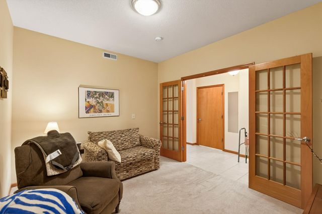 2540 38th Avenue NE 203, Saint Anthony, MN 55421