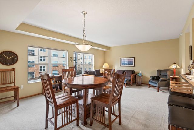 2540 38th Avenue NE 203, Saint Anthony, MN 55421