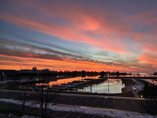 105 W Danaher Street 201, Ludington, MI 49431