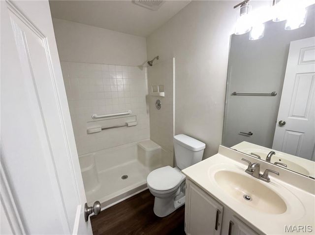 4024 French Oak Lane, St Charles, MO 63304