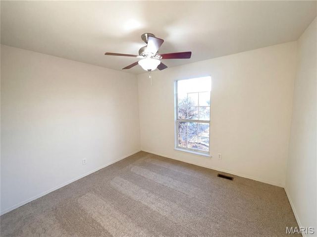 4024 French Oak Lane, St Charles, MO 63304