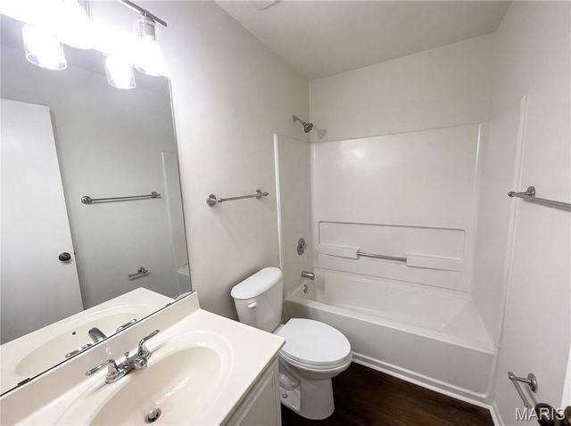 4024 French Oak Lane, St Charles, MO 63304