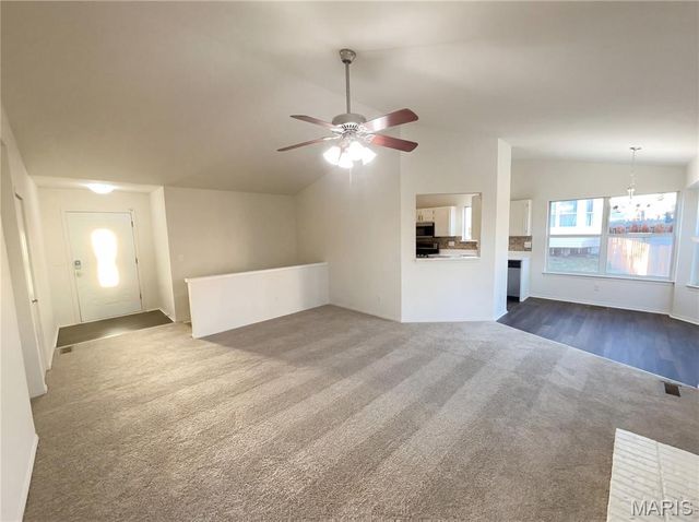 4024 French Oak Lane, St Charles, MO 63304