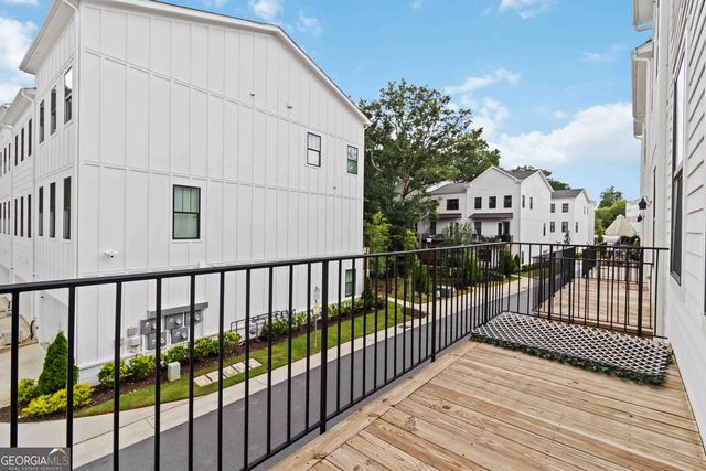 2461 Sycamore Road NW, Atlanta, GA 30318