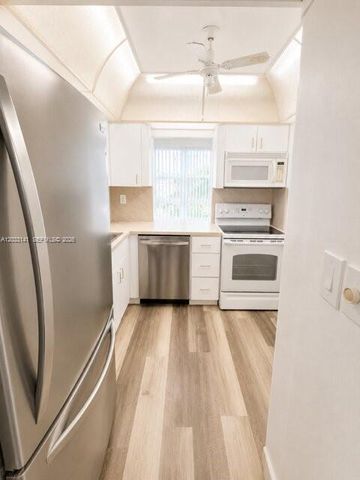 17560 Atlantic Blvd 516, Sunny Isles Beach, FL 33160