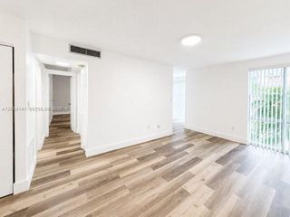 17560 Atlantic Blvd 516, Sunny Isles Beach, FL 33160