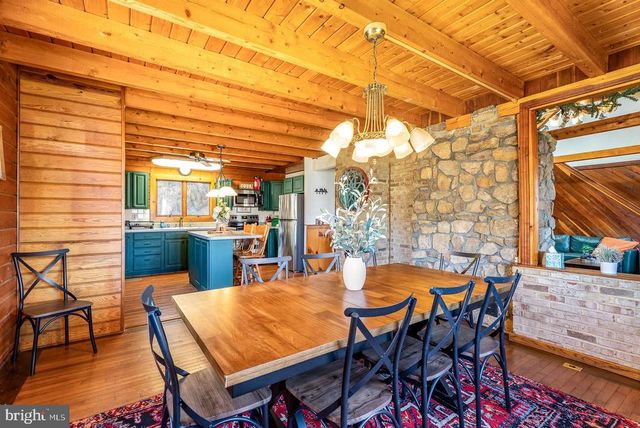 1660 CANOE RIVER DR, Rileyville, VA 22650