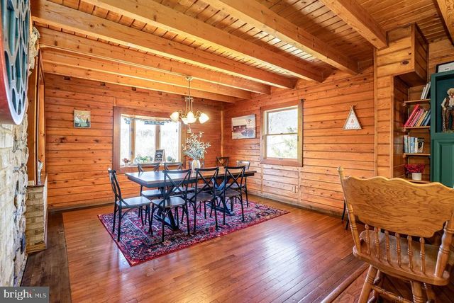 1660 CANOE RIVER DR, Rileyville, VA 22650