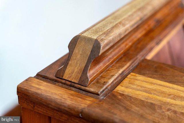 1660 CANOE RIVER DR, Rileyville, VA 22650