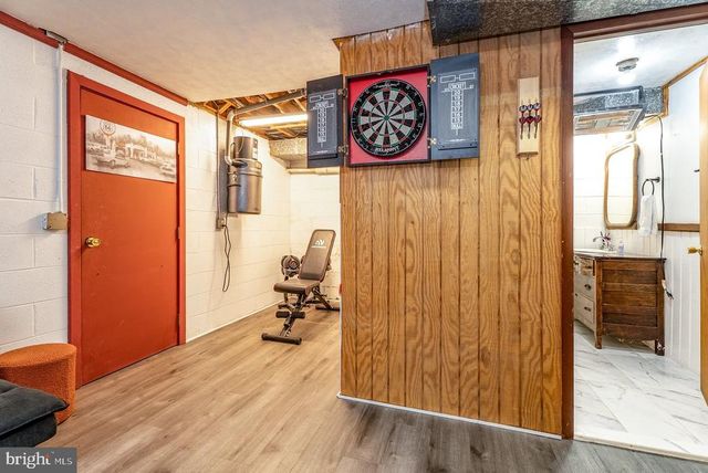 1660 CANOE RIVER DR, Rileyville, VA 22650