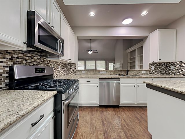 2108 Stillwater Bay Court, League City, TX 77573