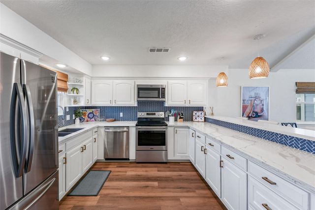 4826 Bluewater Drive, Freeport, TX 77541