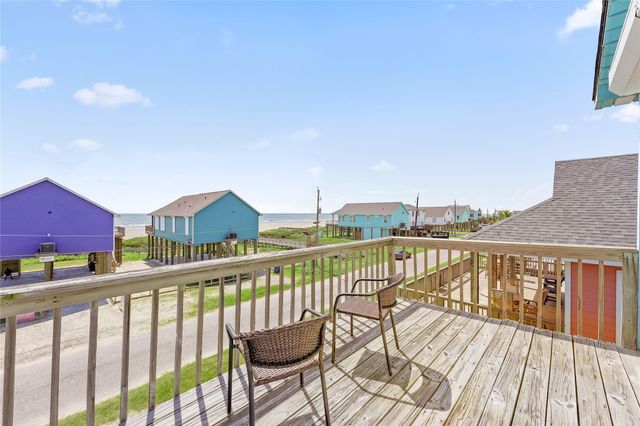 4826 Bluewater Drive, Freeport, TX 77541