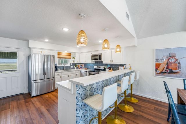 4826 Bluewater Drive, Freeport, TX 77541