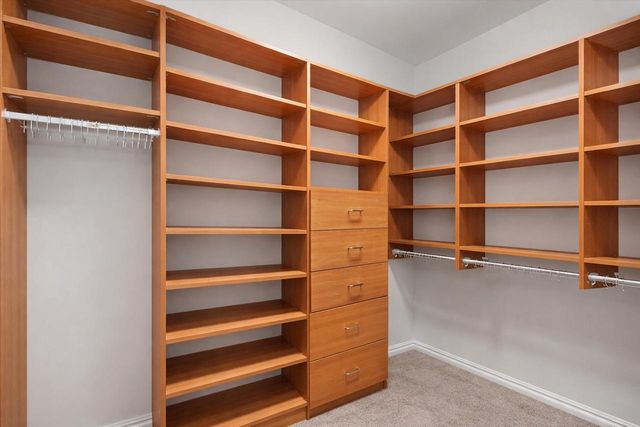 2146 N Commerce STREET, Milwaukee, WI 53212