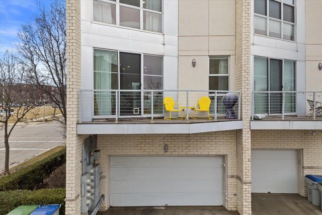 2146 N Commerce STREET, Milwaukee, WI 53212