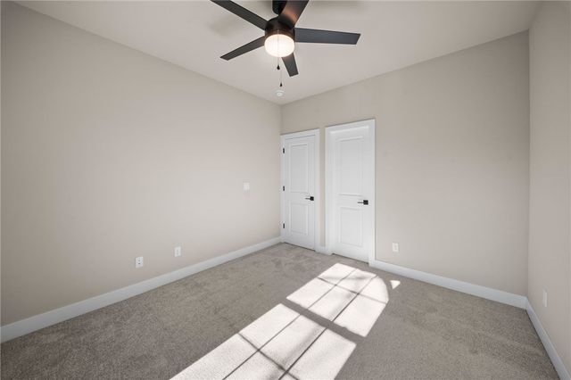 7 Smalley Lane, Bella Vista, AR 72715