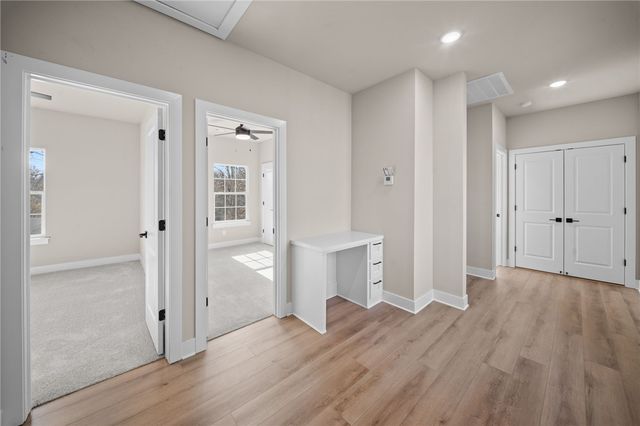 7 Smalley Lane, Bella Vista, AR 72715