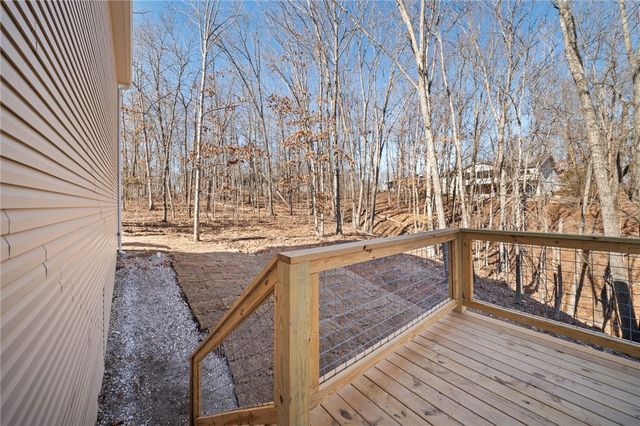 7 Smalley Lane, Bella Vista, AR 72715