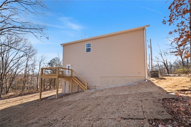 7 Smalley Lane, Bella Vista, AR 72715