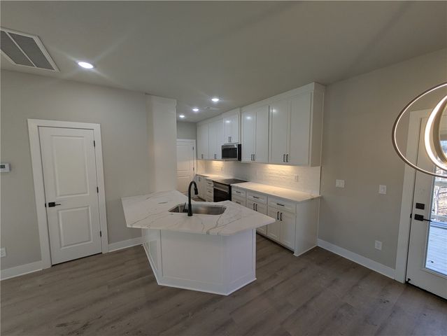 7 Smalley Lane, Bella Vista, AR 72715