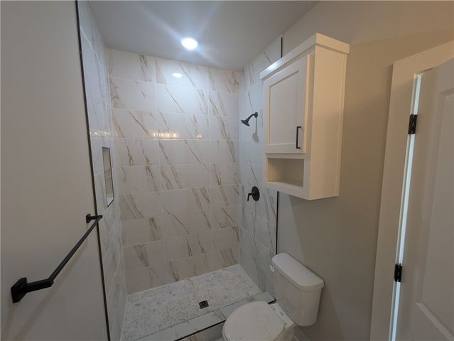 7 Smalley Lane, Bella Vista, AR 72715