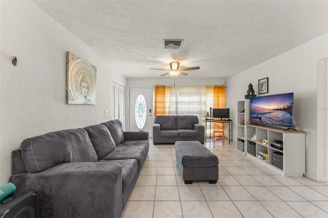 1625 HASTINGS DRIVE, Deltona, FL 32725