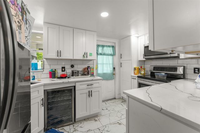1625 HASTINGS DRIVE, Deltona, FL 32725