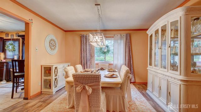 320 Double Creek Parkway, Freehold, NJ 07728